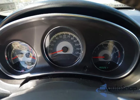 2013 Chrysler 200 Touring z USA, uszkodzony, nr VIN 1C3CCBBB8DN736857